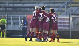 La Roma rispetta il pronostico: poker servito alla Pink Bari