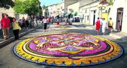 Torna l'infiorata: l'edizione 2021 è quella dei 50 anni
