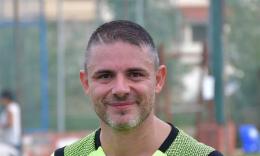 Arbitro eroe rianima tecnico: coraggio, altruismo e senso del dovere