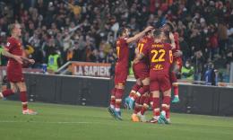 La Roma ribalta la Salernitana: Carles Perez e Smalling firmano il successo