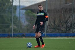 La Lazio prosegue da sola. La ditta Bertini-Crespi stende l'Entella