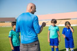 Come diventare allenatore di calcio: la guida definitiva