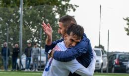 VIDEO! Rovesciata e gol, poi l'abbraccio col mister: che spettacolo Marco Serapiglia