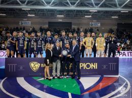 La maledizione dell'Olimpus Roma continua: la Coppa Italia è del Napoli