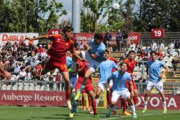 La Roma domina ma la Lazio in difesa è perfetta: il derby termina senza reti