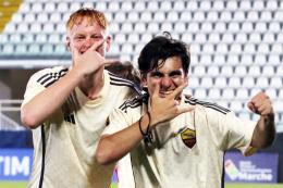 Sempre loro, solo loro. La Roma batte l'Atalanta e vola in finale Scudetto 