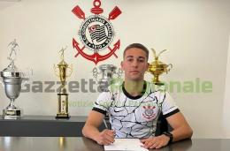 Roma, tutto fatto per Pedro Lopes al Corinthians. I dettagli e la clausola 