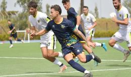 Grifone Gialloverde: i nuovi ingranano, i vecchi replicano.
La prima vittoria è un segnale al campionato