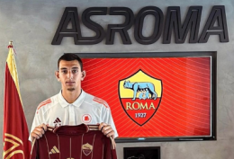 La Roma blinda Alessio Marcaccini: ufficiale la firma sul primo contratto da prof