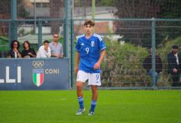 Ricordate di lui? Ne avevamo parlato un mese fa, oggi è il capocannoniere del Torneo di Natale