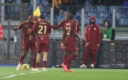 Ranieri, festa con poker per la 100ª: la Roma ritrova i 3 punti, Lecce ko