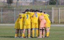 Frosinone, pari che sa di impresa. 
Roma no problem, Lazio al tappeto
