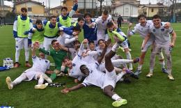 Festa azzurra al Marco Polo di Viareggio:
Valente e Lischetti firmano gli ottavi