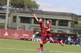 Una Roma da sogno batte la Lazio nel derby e vola a Recanati 