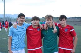 Vecchi amici ma avversari per un giorno: l&rsquo;abbraccio dei tre ex Savio