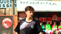 Un'artista vestito di bianconero: Diego Altamura e le sue pennellate