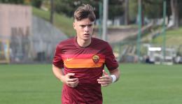 La serata magica di Nicola Zalewski: esordio e gol contro il Manchester