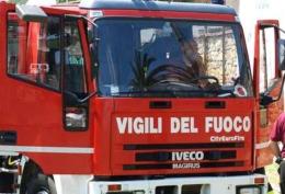 Divampato un incendio in via di Vigna Murata. Forze dell'ordine allertate ma la situazione rimane critica