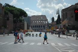 Fori Imperiali, pedonalizzazione prorogata fino al 25 ottobre