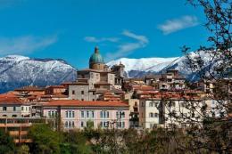 Un ponte dell'Immacolata tra enogastronomia e memoria