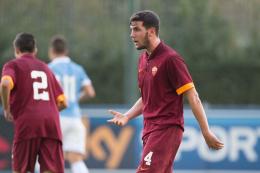Tutto facile con il Crotone, la Roma torna a +4