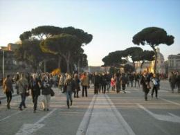 Fori Imperiali pedonali fino al 6 gennaio