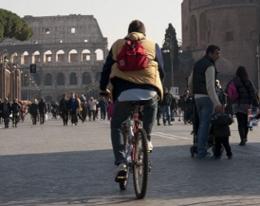 Roma Capitale, domenica stop alle auto nella Fascia Verde