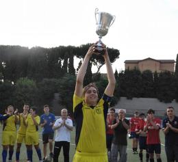 Festa Petriana! Due gol al Fiumicino e trionfo provinciale!