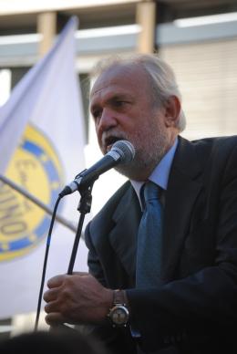 Il sindaco Esterino Montino parla della questione carenza idrica
