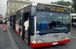 Arrestato molestatore a bordo dell' autobus 64