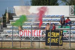 I tifosi del Ladispoli salutano Daniele Bruni