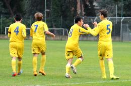 Il Frosinone ringrazia la Lazio: agganciata la vetta