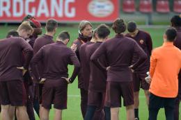 Roma, De Rossi: "I ragazzi non vedono l'ora di giocare"