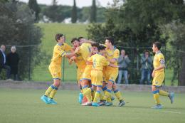 Tripletta di Simone e gol di Camelio, super Frosinone