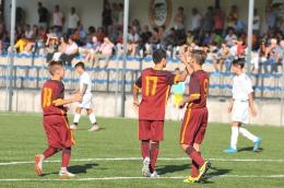 Roma sul velluto: sei goal alla Totti Soccer School 