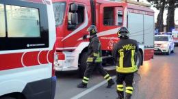 Cerveteri, si ribalta pullman con bambini. Nessuno rischia la vita