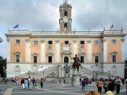 Roma,l'en plein della Raggi municipio per municipio