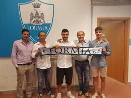 Formia, due volti nuovi: firmano Senzio e Centra