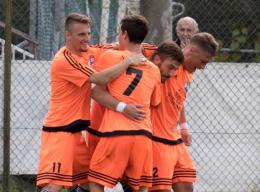 Suio scatenato: che poker alla Pro Calcio Lenola!