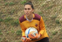 Valentina Casaroli: "Un altro anno in porta, poi la panchina"