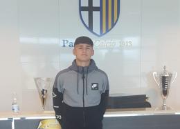 Carbone, il sogno è realtà: il classe 2002 va al Parma