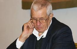 Dietrofront Cr Lazio: retrocederanno solo tre squadre