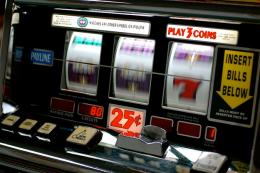 Slot machines regine dei giochi da casino: grande impulso online