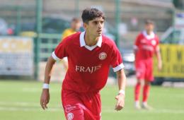 Francesco Perrotta va fuori regione: il figlio d'arte in chiusura all'Arezzo