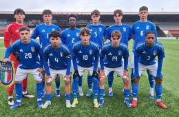 Italia, Favo convincente al debutto: 3-0 alla Scozia padrona di casa.