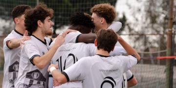 Akorli stende il Certosa con una doppietta.