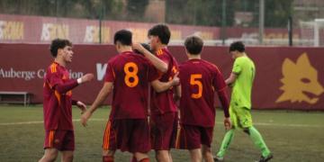 Roma, festival di gol: Lecce piegato 6-2