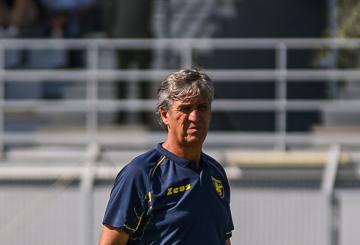 Il Bologna passa di misura, Ferrari decide con il Frosinone