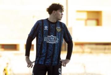 Latina, la prima volta di Di Giovannantonio: in gol contro il Siracusa