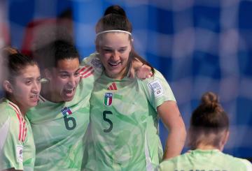 L'Italia vola ai quarti di finale